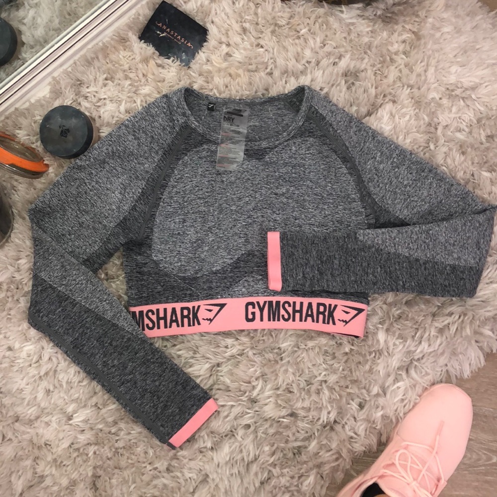 GymShark Flex Long Sleeve Crop Top